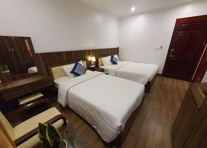 Hải Quân - The Marine 3* Hạ Long
